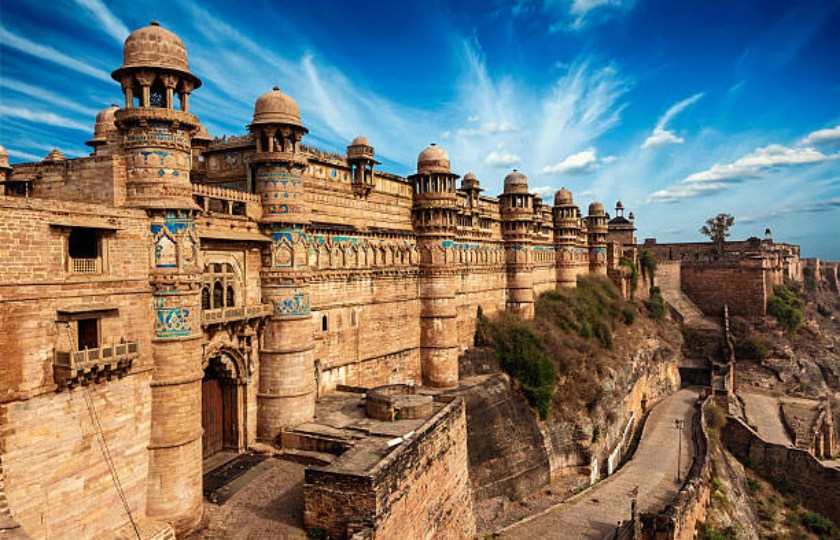 Gwalior 1N – Orchha 1N – Khajuraho 2N – Bandhavgarh 1N – Sanchi 1N – Bhopal 1N 1
